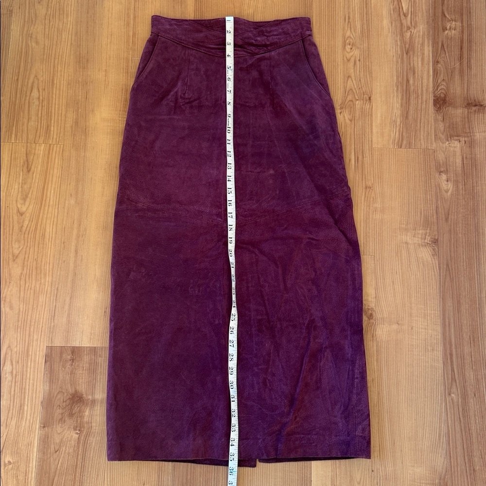 Vintage Jacqueline Farrer purple leather skirt 💜 - Picture 7 of 7